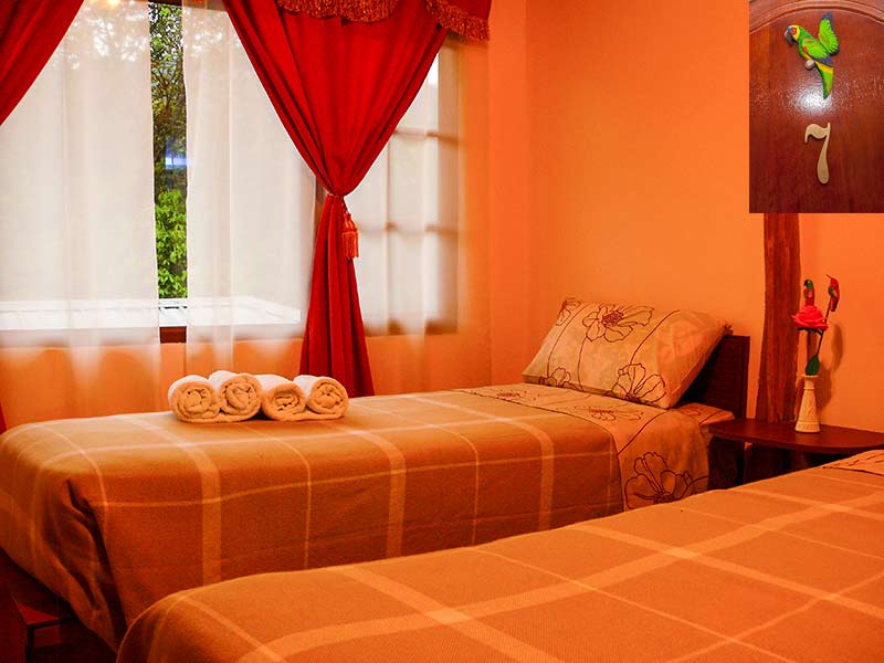 habitacion 7 hostal rio negro